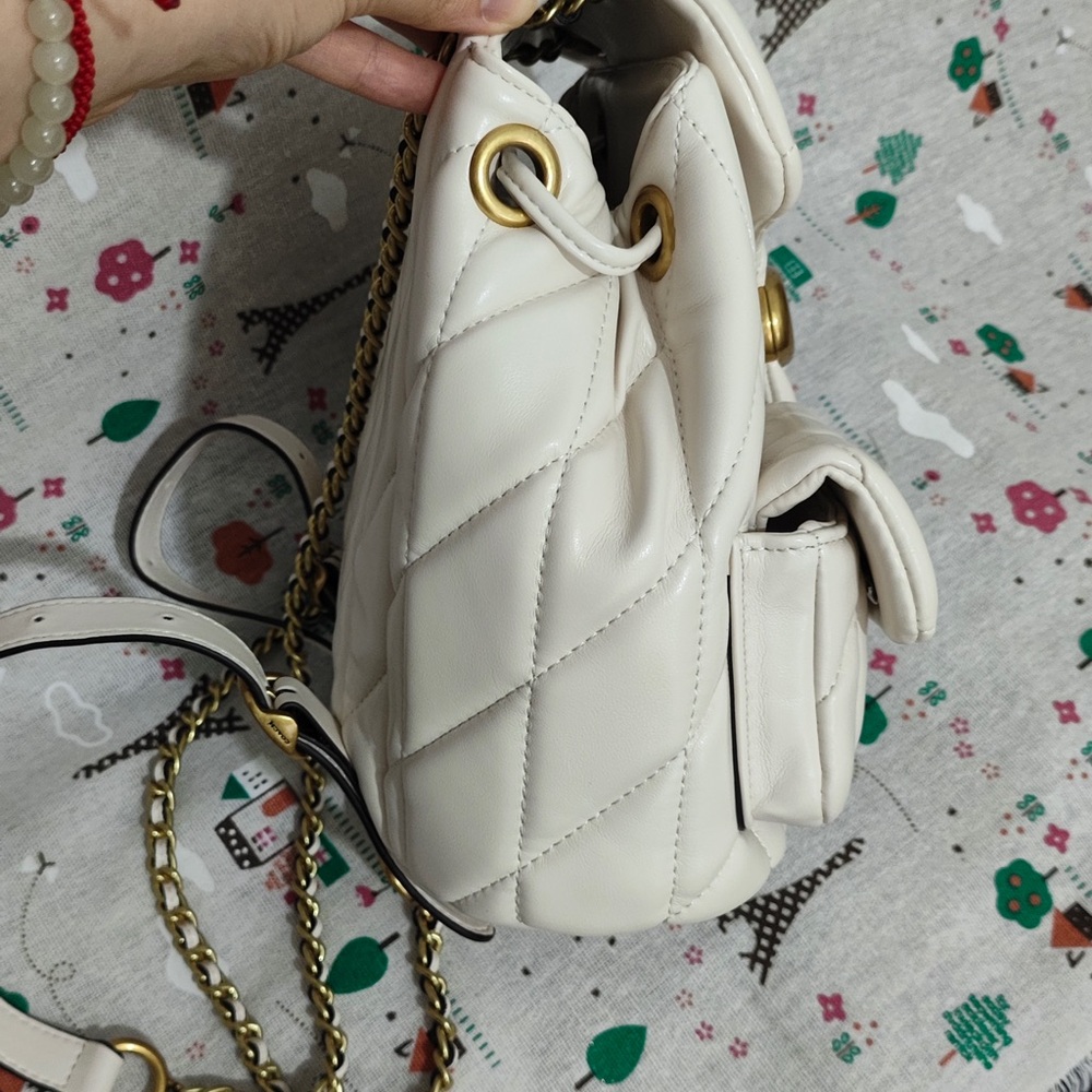 Coach Quilted Chalk Leather Drawstring Backpack with Gold Hardware - Picture 5 of 8